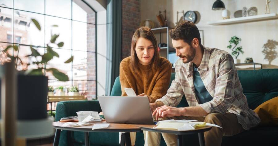 Simplify Finances with Debt Consolidation Options